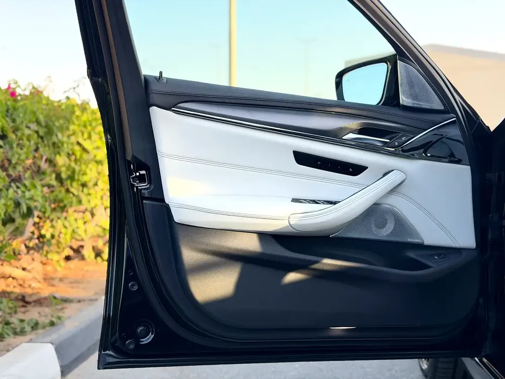 Pristine 2019 BMW M5 - American Specs - Performance Luxury Sedan - Image 10