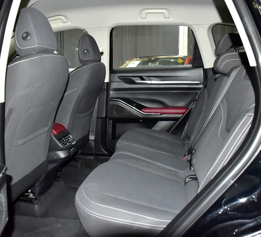 AED 753 EMi for 5Yrs | Haval H6 2.0 GDiT ( 2024 Model ) in Black Color GCC Specs - Image 16