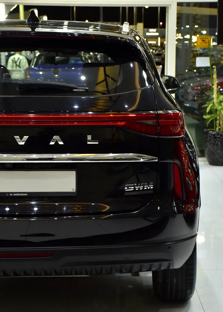 AED 753 EMi for 5Yrs | Haval H6 2.0 GDiT ( 2024 Model ) in Black Color GCC Specs - Image 9