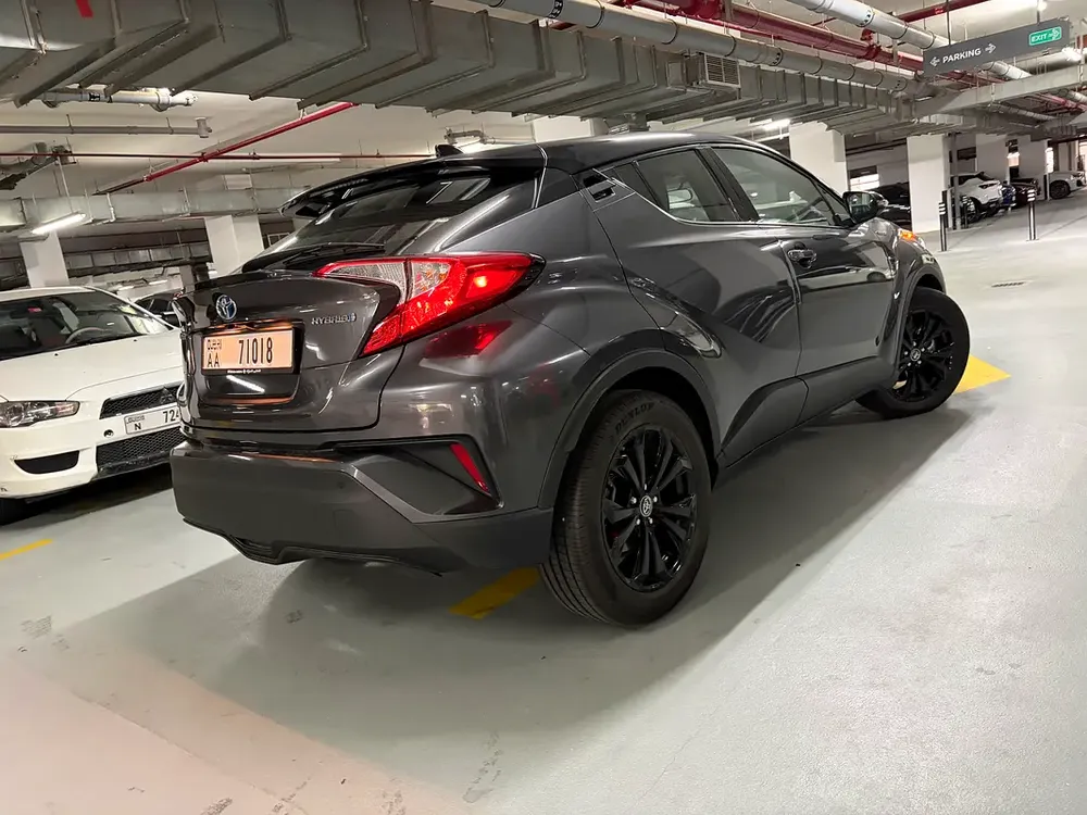 2023 Toyota C-HR GX | GCC Specs | Pristine Condition - Image 4