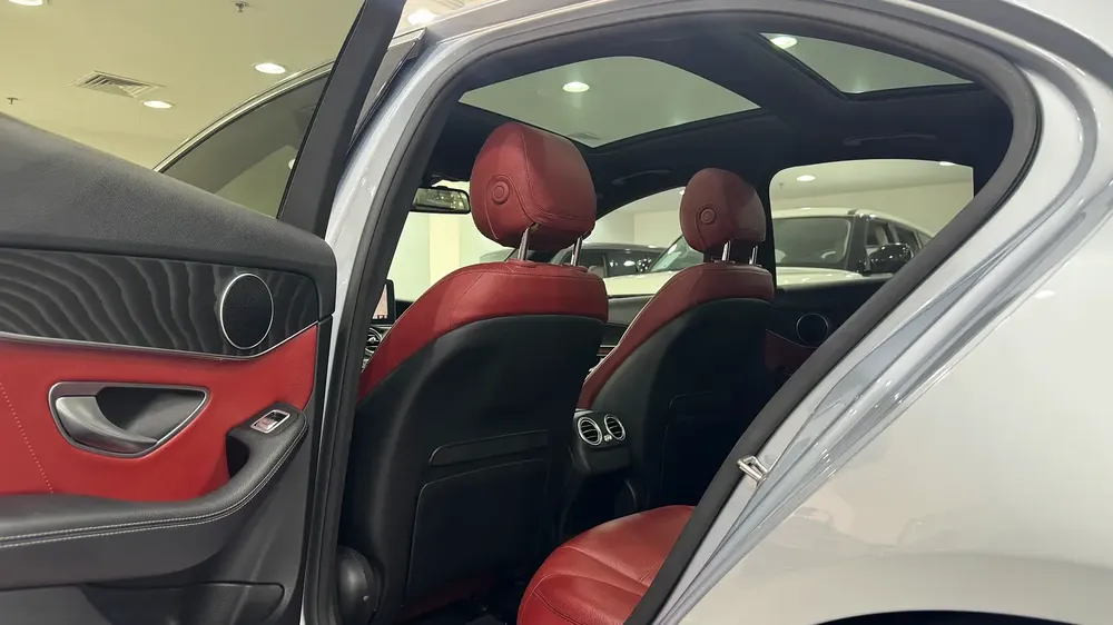 Mercedes-Benz C200 - 1 Year Warranty Included - Image 9