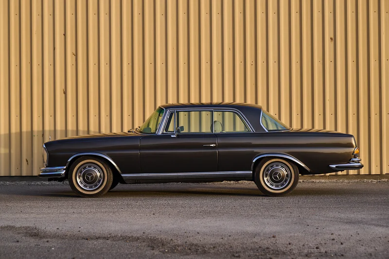 Mercedes-Benz 280 SE 3.5 Coupé W111 - Image 9