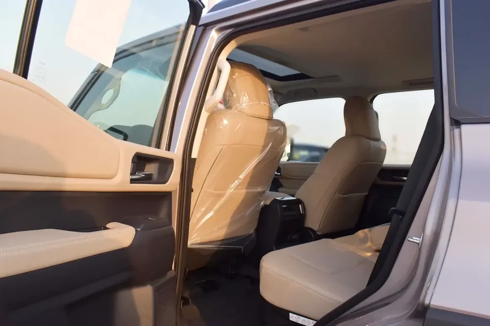 Toyota Prado 2026 -2.4 Petrol GCC Specs - Brand New - Image 10