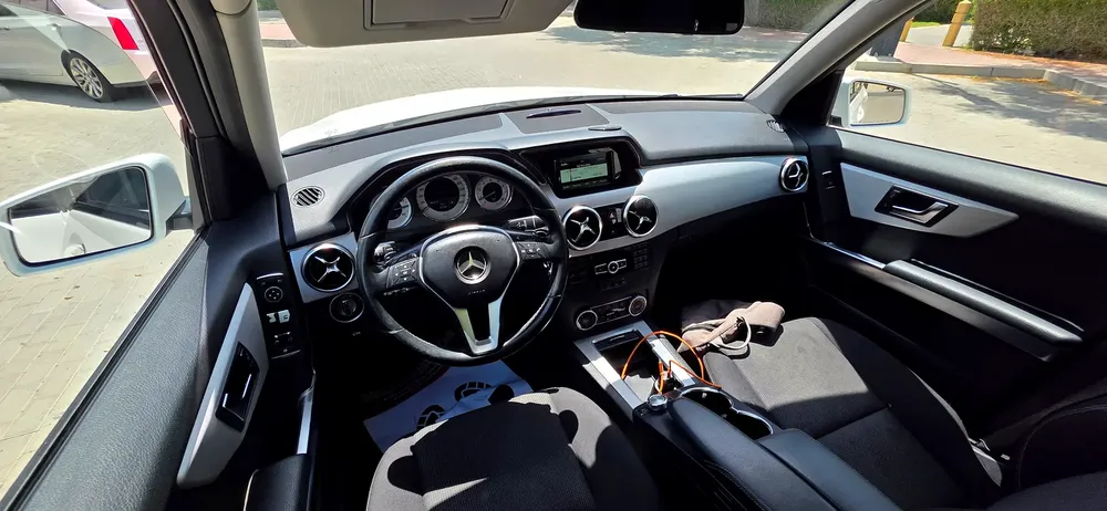 Mercedes-Benz GLK 250 4MATIC 2014 - GCC Specs - Image 12
