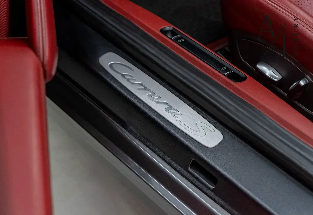 2015 Porsche 911 Carrera S, With Full Service History, Excellent Condition, GCC Specs - Image 14