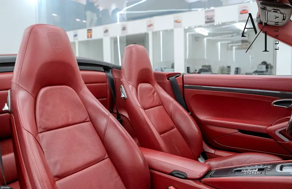 2015 Porsche 911 Carrera S, With Full Service History, Excellent Condition, GCC Specs - Image 9