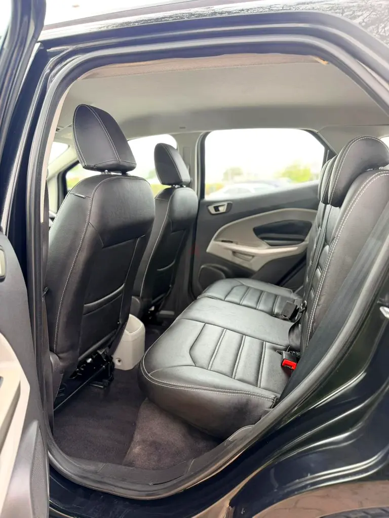 Ford EcoSport Limited - Image 10
