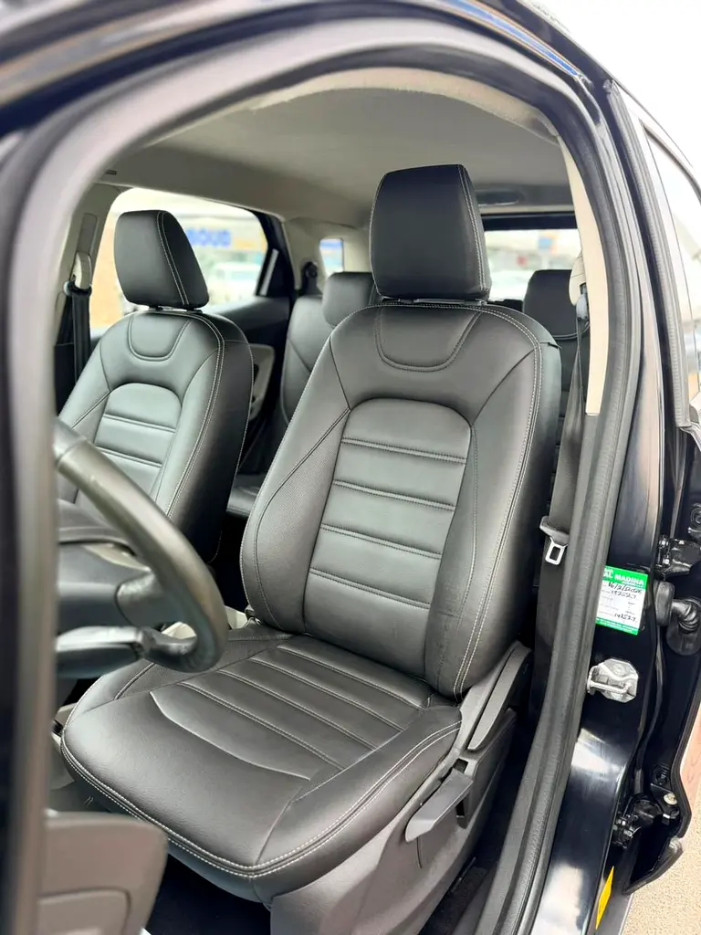 Ford EcoSport Limited - Image 14