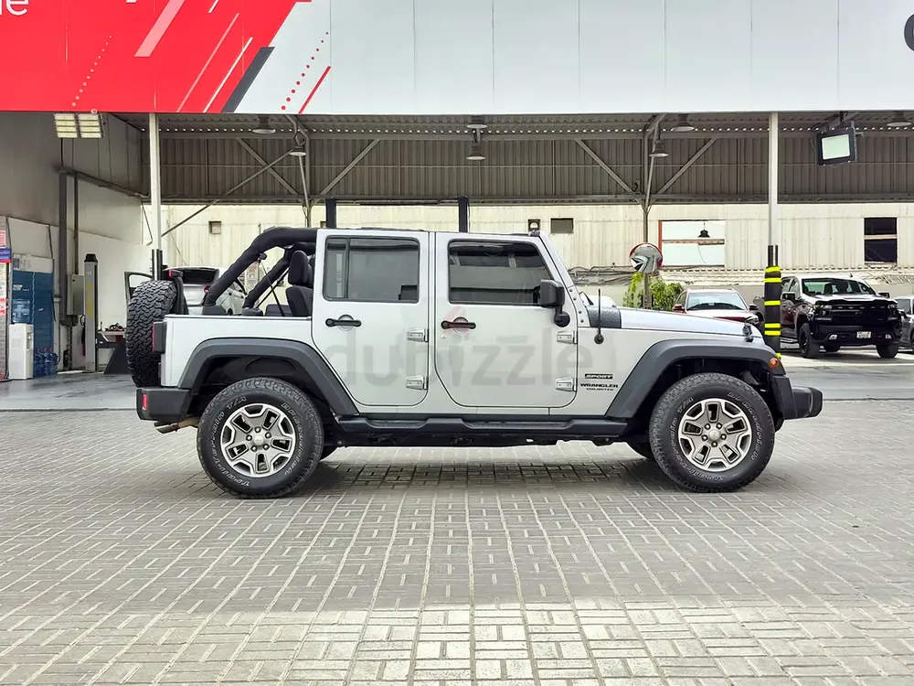 AED 1848/month | 2015 Jeep Wrangler Unlimited Sport | GCC Specs | Ref#405176 - Image 4