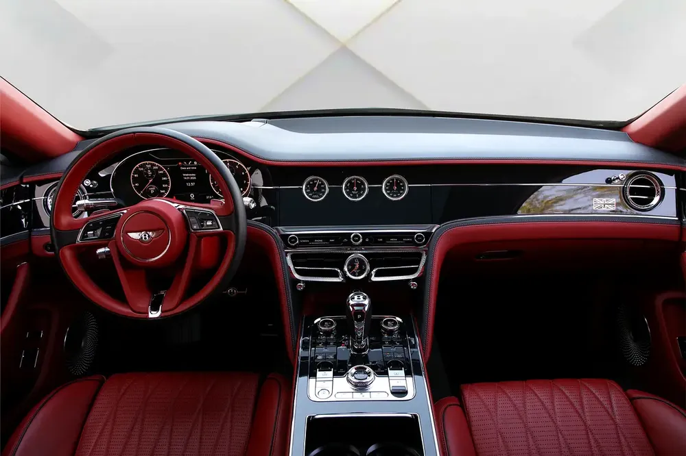 BENTLEY FLYING SPUR W12 FIRST EDITION - 2020 - GCC - FULLY LOADED - AMAZING CONDITION - Image 10