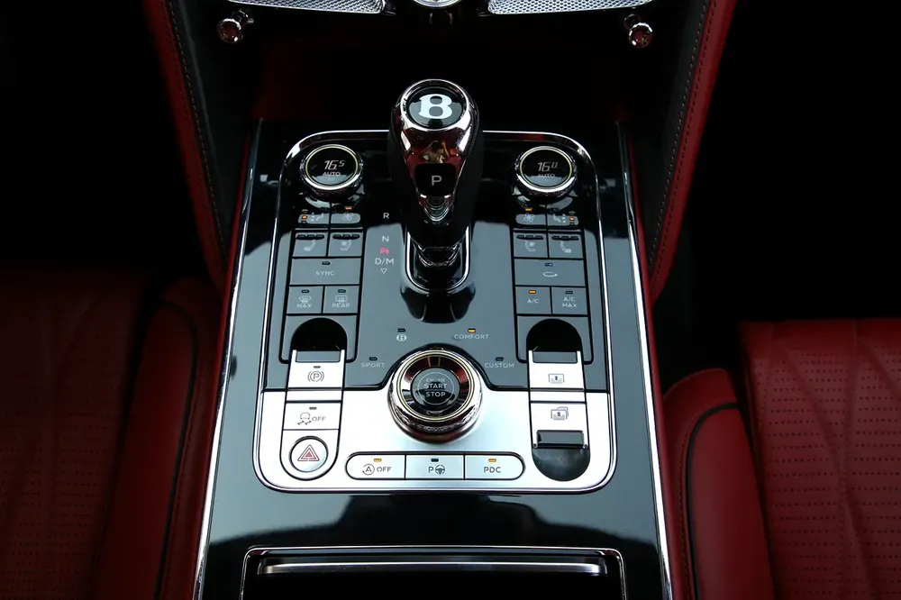 BENTLEY FLYING SPUR W12 FIRST EDITION - 2020 - GCC - FULLY LOADED - AMAZING CONDITION - Image 16