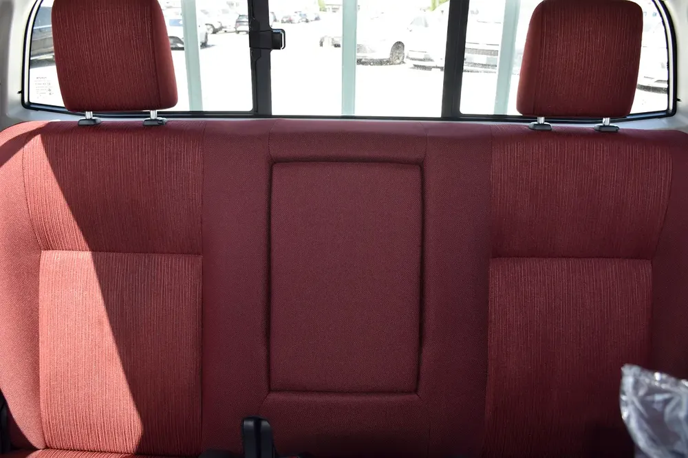 Toyota Hilux SR5 2026 GCC Specs - Image 15