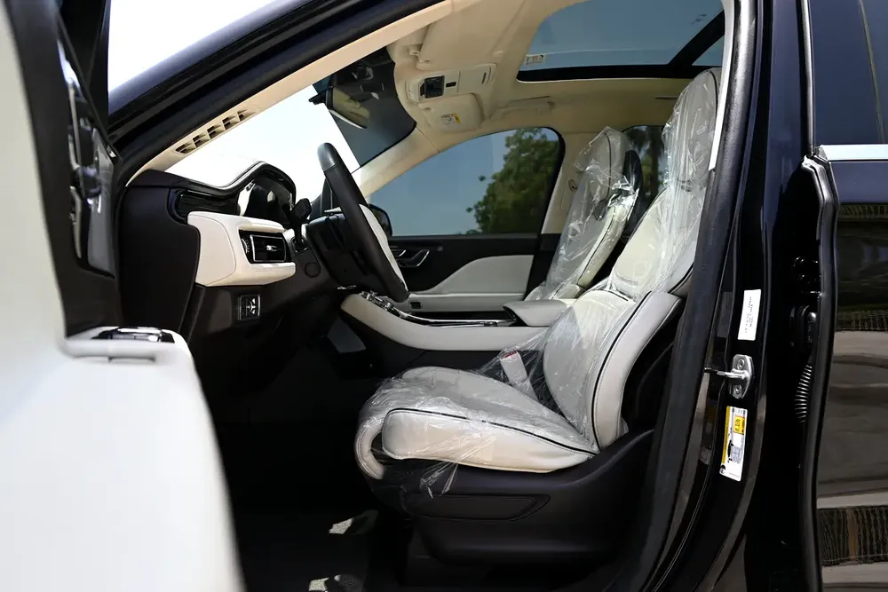 RAMADAN OFFER - GCC - AGENCY MAINTAINED - UNDER WARRANTY 2028 - LINCOLN AVIATOR PRESIDENTIAL - Image 13