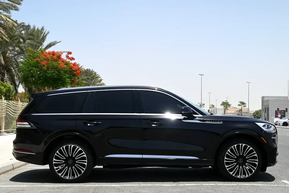 RAMADAN OFFER - GCC - AGENCY MAINTAINED - UNDER WARRANTY 2028 - LINCOLN AVIATOR PRESIDENTIAL - Image 6