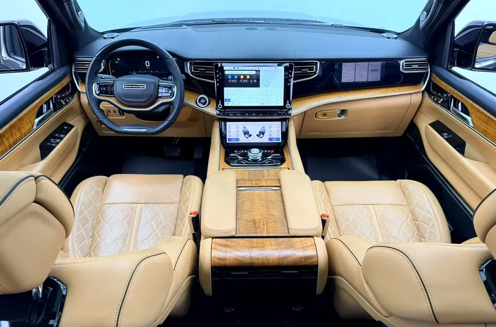 2023 Jeep Grand Wagoneer Series III, 2028 Jeep Warranty, Full Jeep Service History, 7 Seater, GCC - Image 13
