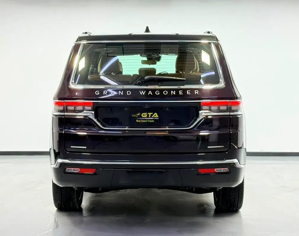 2023 Jeep Grand Wagoneer Series III, 2028 Jeep Warranty, Full Jeep Service History, 7 Seater, GCC - Image 5