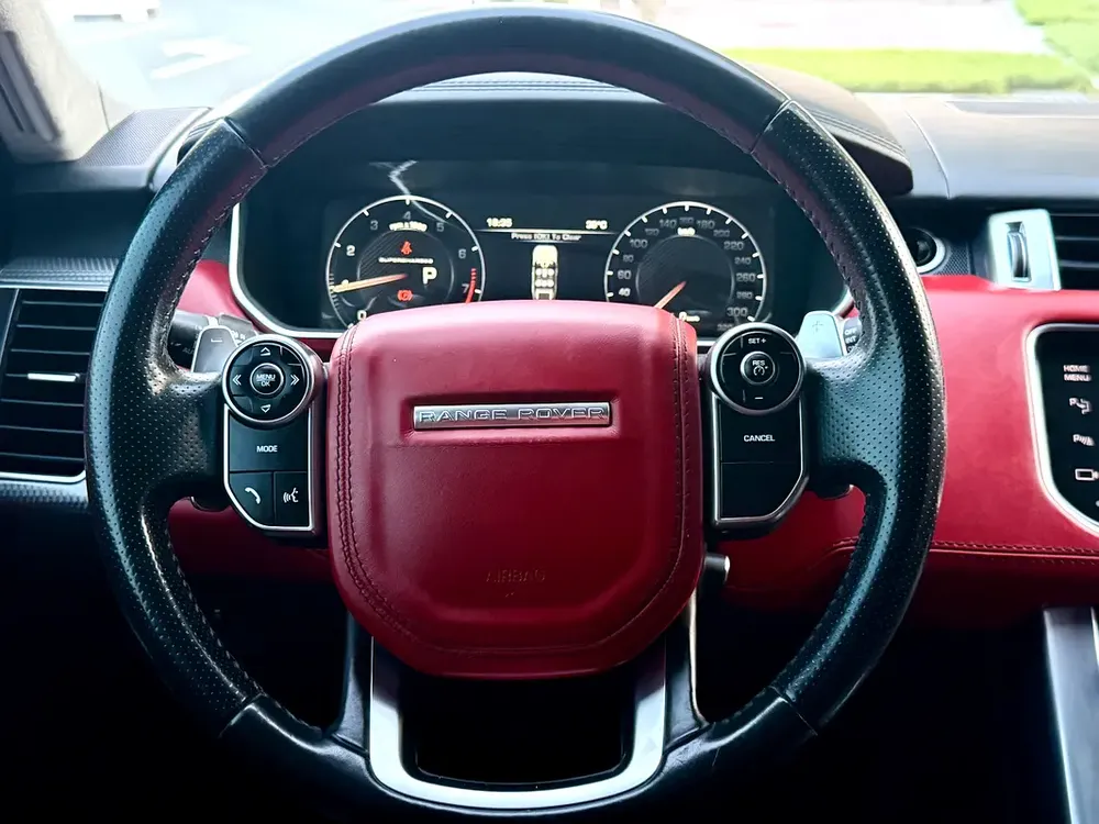 Land Rover Range Rover Sport SVR 2016 GCC Specs - Image 12
