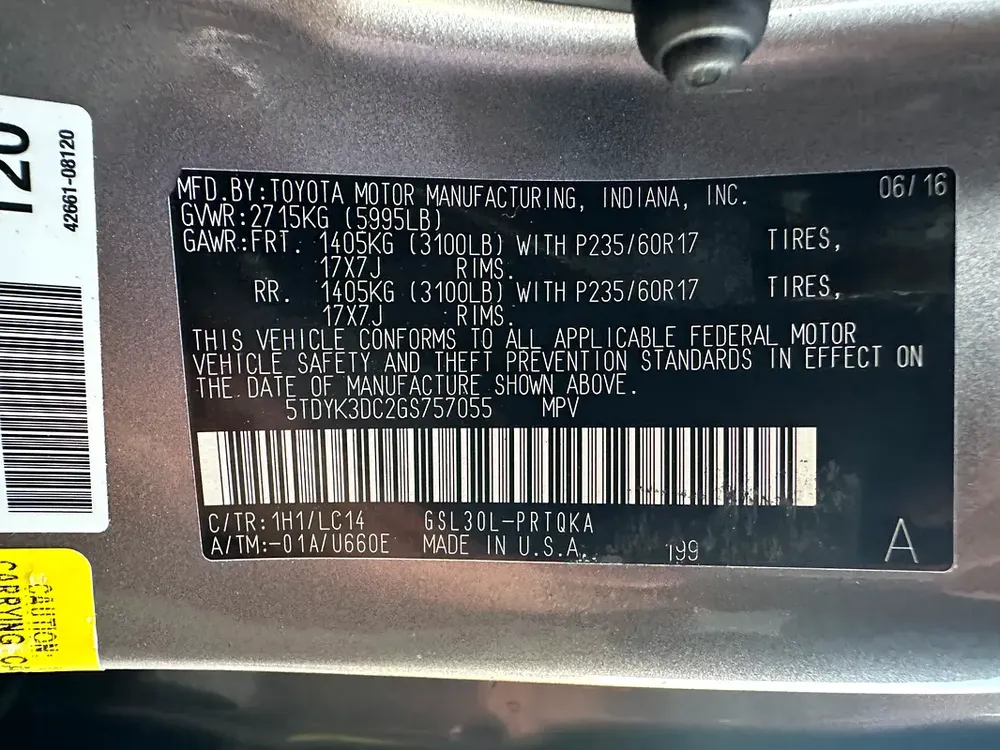 Toyota sienna xle - Image 16