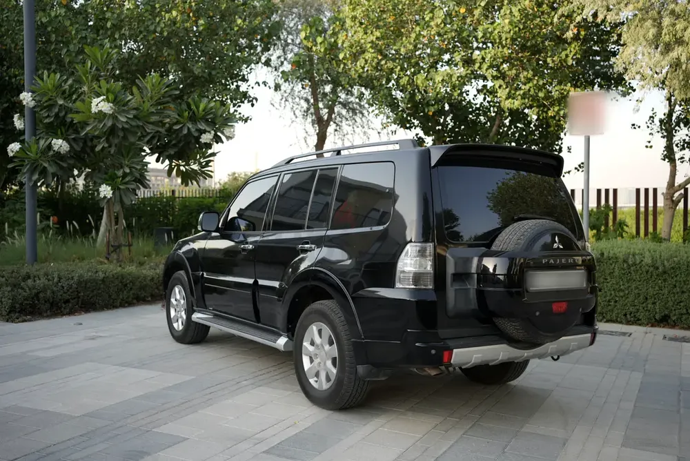Mitsubishi Pajero 3.5, GLS, 5 Door - Image 7