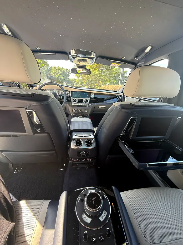 Rolls Royce Ghost GCC Low KM - Image 13