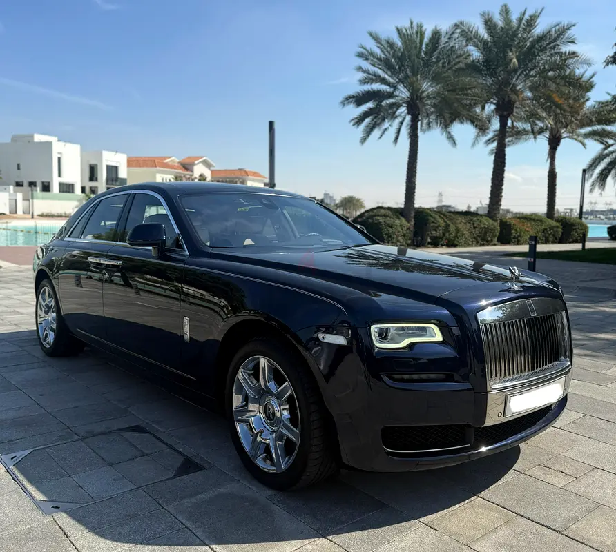 Rolls Royce Ghost GCC Low KM - Image 4