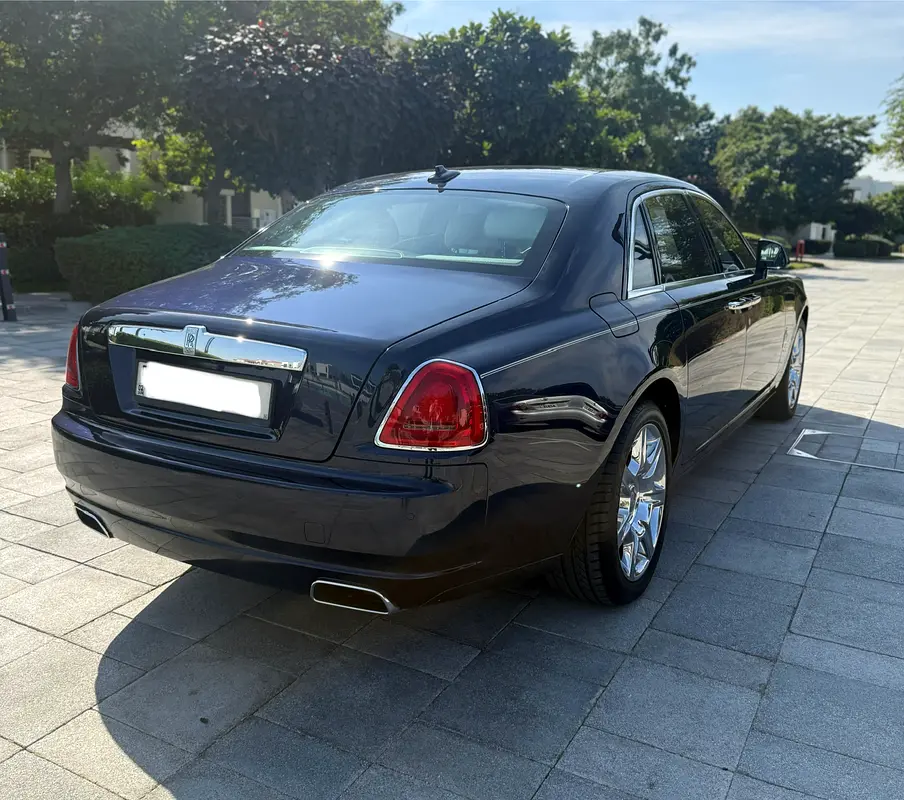 Rolls Royce Ghost GCC Low KM - Image 6