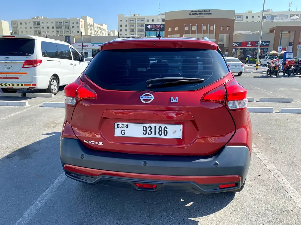 Nissan Kicks SL 2018 | GCC Specs | Full Option | Well Maintained - Image 6