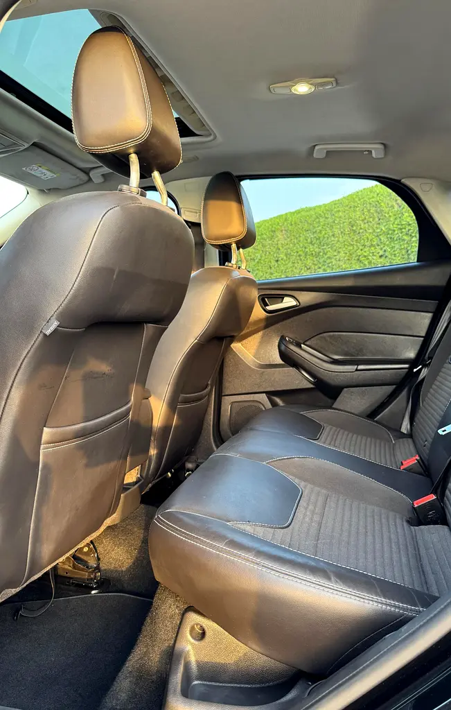 Ford Focus 2016 Model GCC Spec Full Options Single Owner Used Car For Sale - Image 12