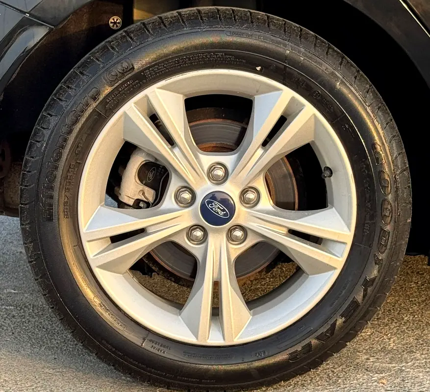 Ford Focus 2016 Model GCC Spec Full Options Single Owner Used Car For Sale - Image 16