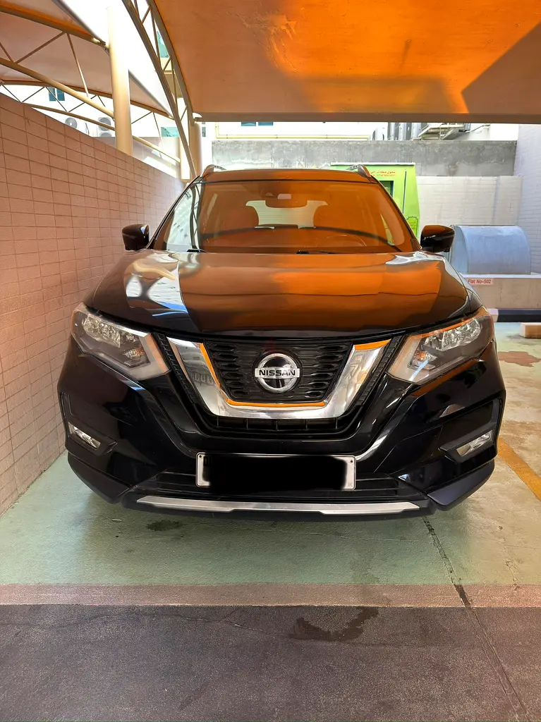 2018 Nissan Rogue SL - American Specs - GCC Ready - Image 4