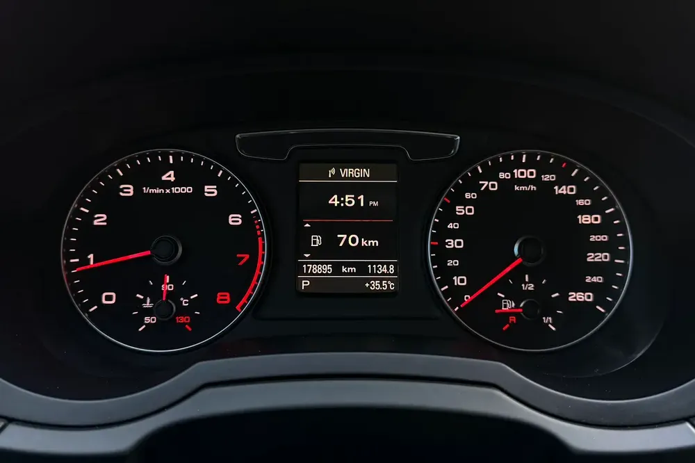 Audi Q3 2016 35TSFI S-Line | 2.0L - 4 Cylinder | 2 Keys | Full Agency Service History | GCC Spec - Image 14