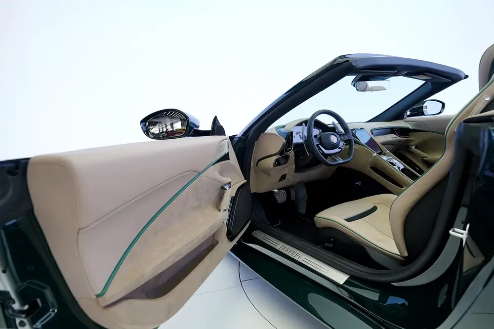 SERVICE FEB 2032 | ALCANTARA SEATS | ROMA SPIDER - Image 10