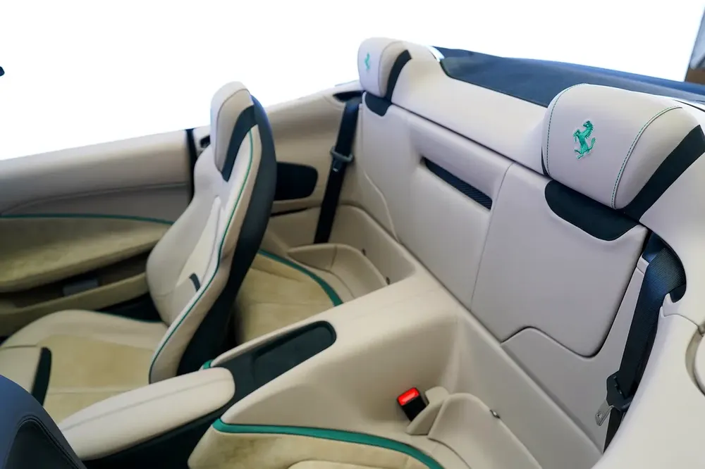 SERVICE FEB 2032 | ALCANTARA SEATS | ROMA SPIDER - Image 14