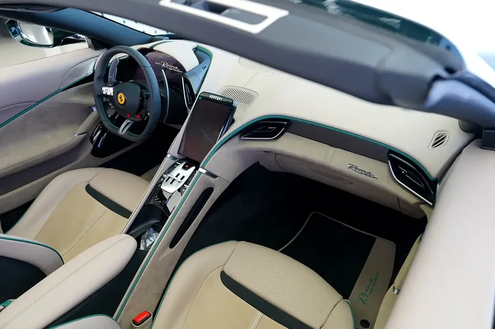 SERVICE FEB 2032 | ALCANTARA SEATS | ROMA SPIDER - Image 16