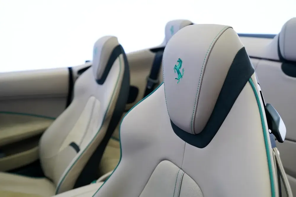 SERVICE FEB 2032 | ALCANTARA SEATS | ROMA SPIDER - Image 18