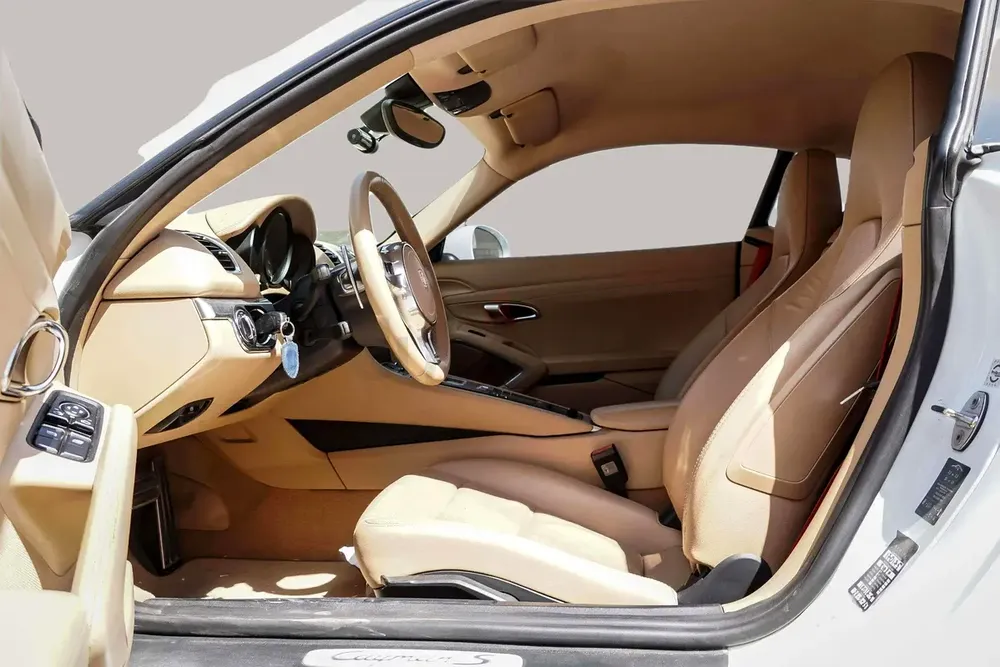 Inspected Car | 2014 Porsche Cayman  | GCC Specs | Ref#431641 - Image 12