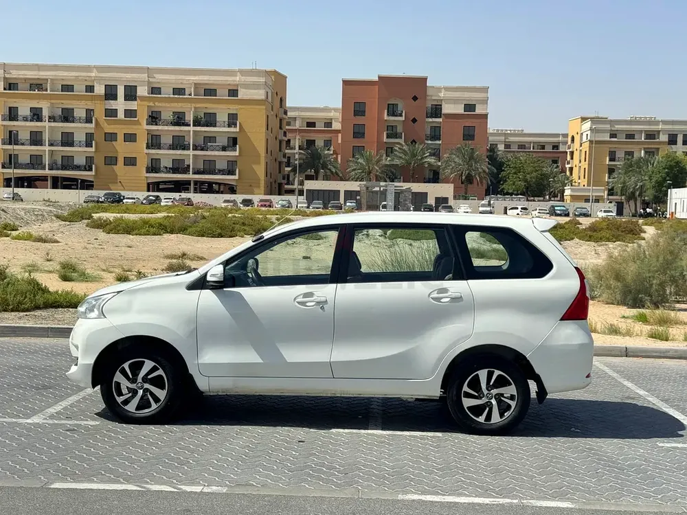 Avanza 2016 SE family Car GCC MID Opt - Image 7