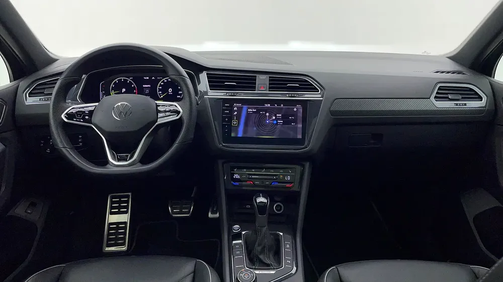 AED 1,598/month | Free 1 Year Warranty | Service History | 30 Day Return | VOLKSWAGEN TIGUAN 2022 - Image 7