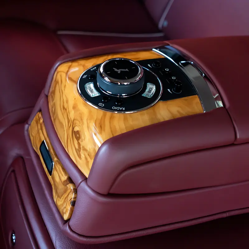 2015 ROLLS ROYCE GHOST  GCC DONE ONLY 48,000KM - Image 16
