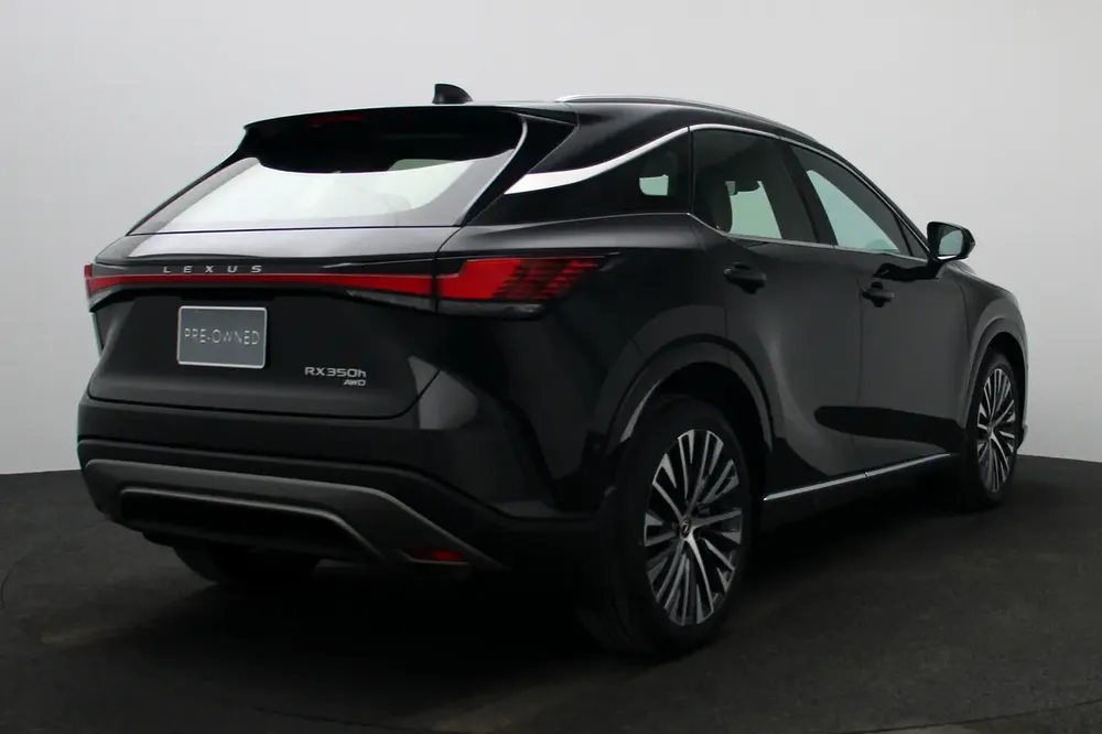 LEXUS RX350H Platinum 2.5L HEV*2 YEARS FREE SERVICING* - Image 4