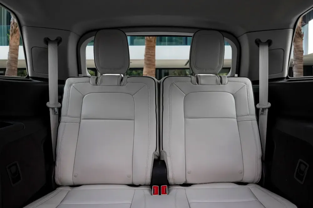 4,798 P.M |  Aviator Presidential | 0% Downpayment | WARRANTY 2029! - Image 14
