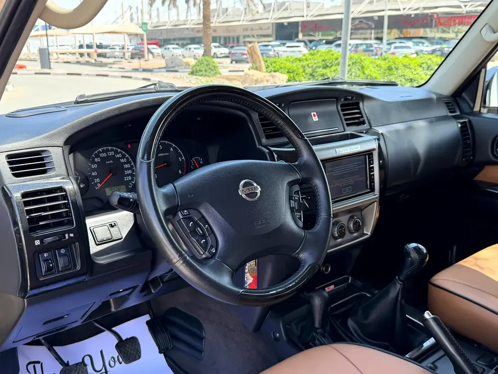 Nissan Patrol Safari Super Safari 2021 - GCC Specs - Perfect Condition - Image 14
