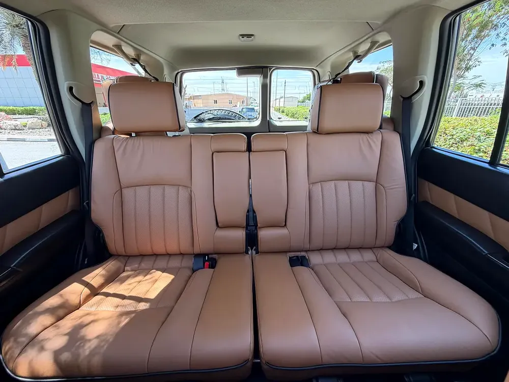 Nissan Patrol Safari Super Safari 2021 - GCC Specs - Perfect Condition - Image 15