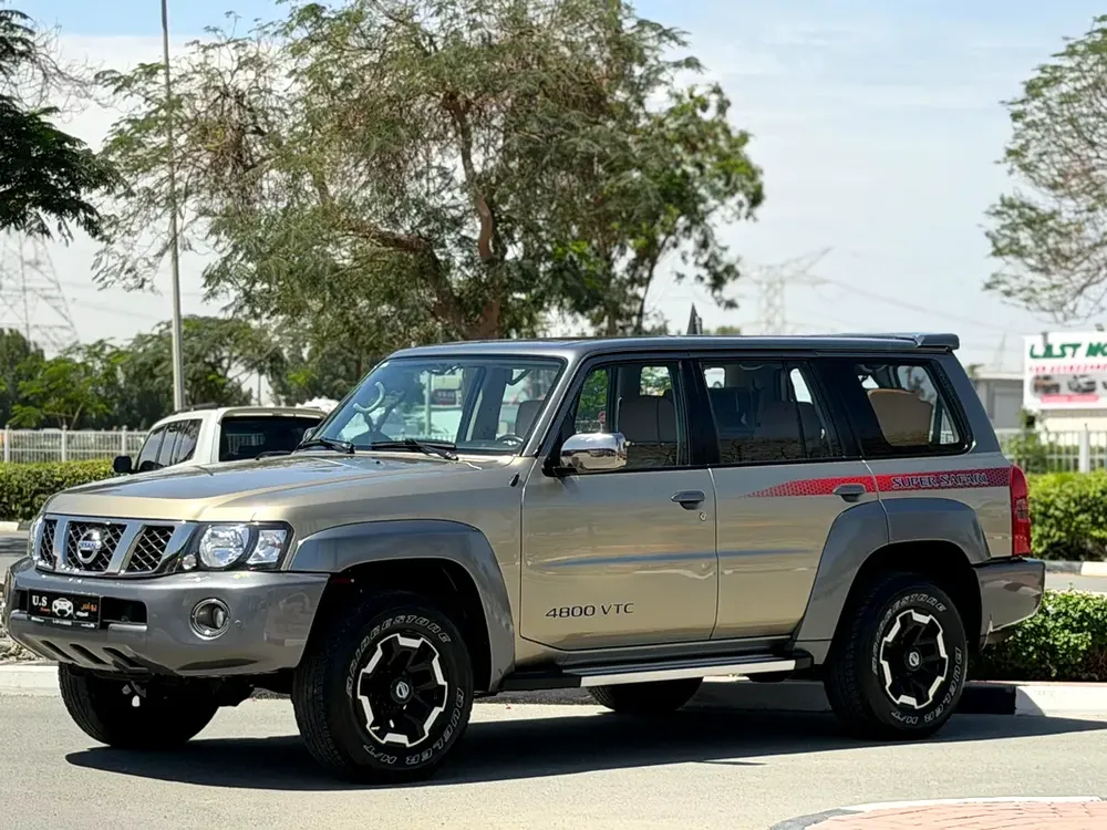 Nissan Patrol Safari Super Safari 2021 - GCC Specs - Perfect Condition - Image 4