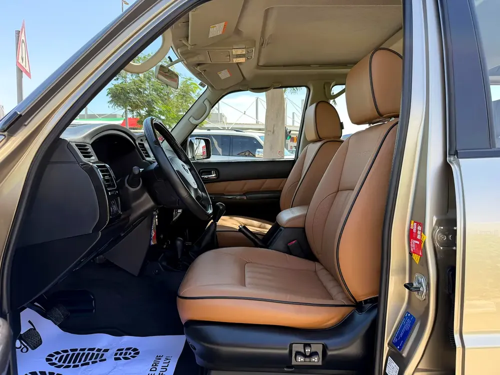 Nissan Patrol Safari Super Safari 2021 - GCC Specs - Perfect Condition - Image 7