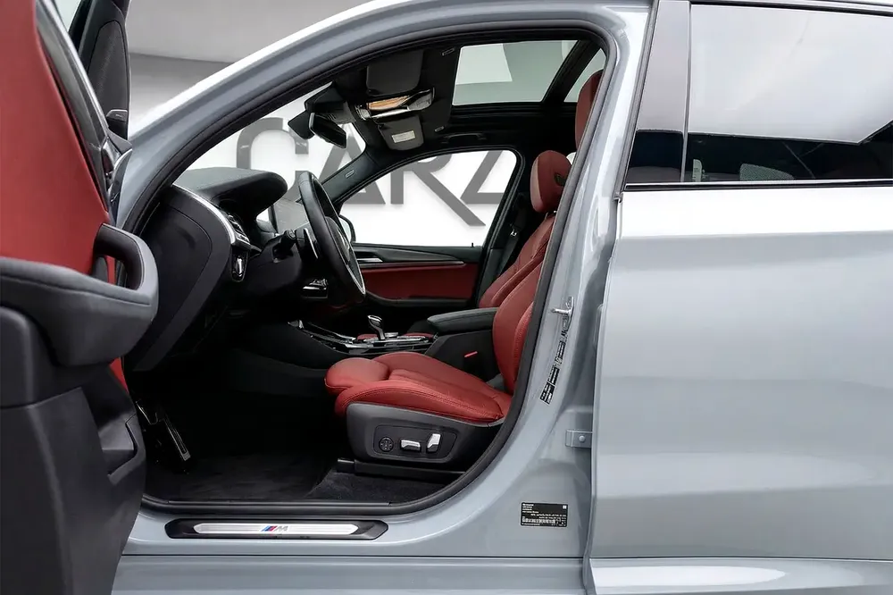 AED 3,850 P.M. l 0% Down Payment l xDrive30i M Sport l Warranty till 2027 - Image 11