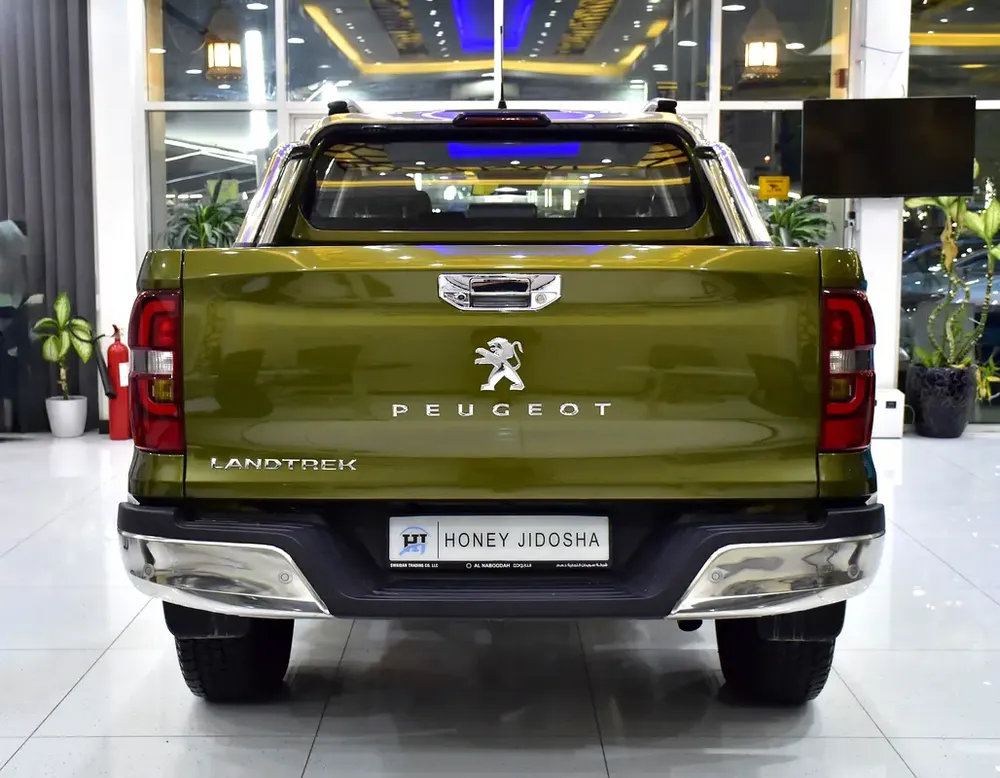 AED 1,081 EMi for 5Yrs | Peugeot Landtrek 4WD ( 2023 Model ) in Green Color GCC Specs - Image 5