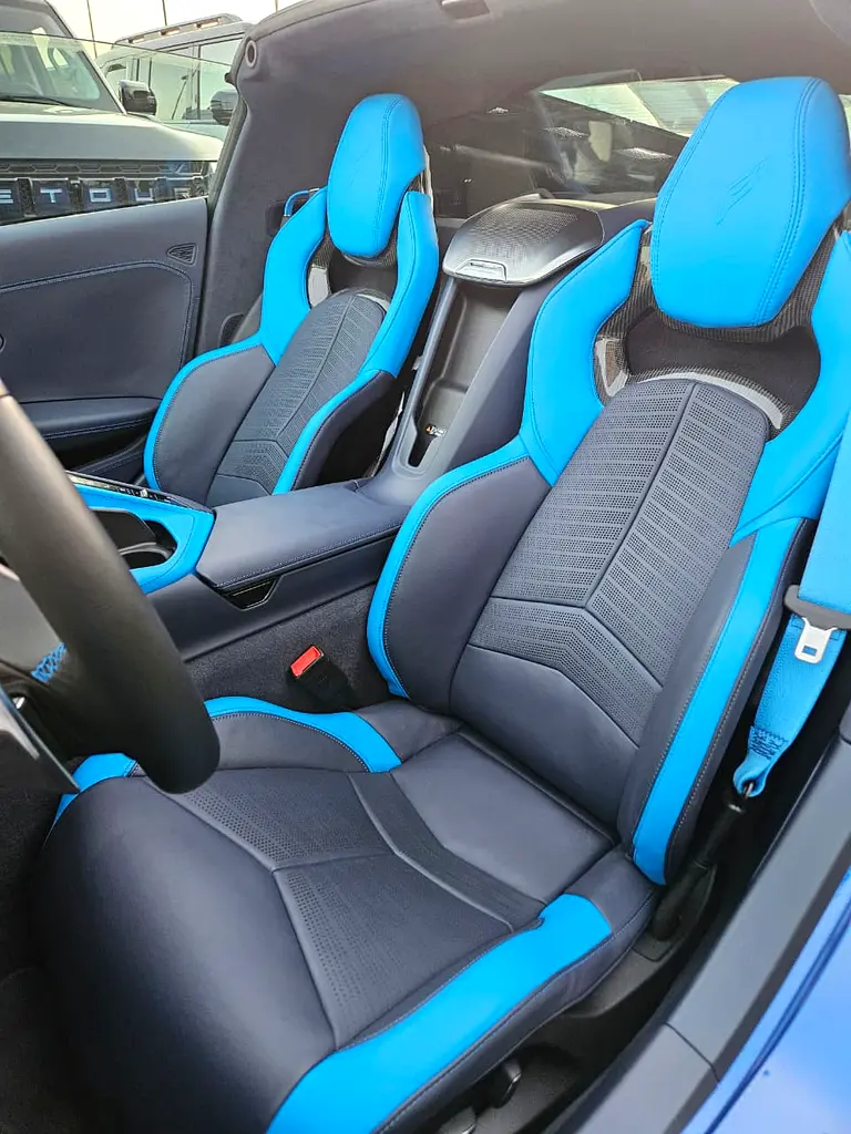 Chevrolet Corvette Stingray C8 | 3LT Z51 | 6.2L V8 | 2020 | 0 KM | Blue / Blue - Image 11