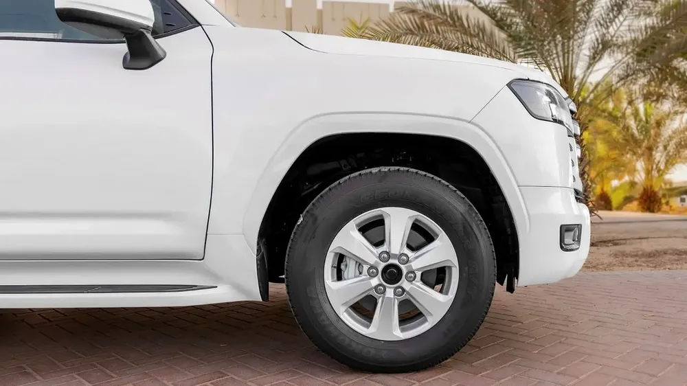 2026 Toyota Land Cruiser GXR 3.5L AT Petrol (Basic) - Image 6