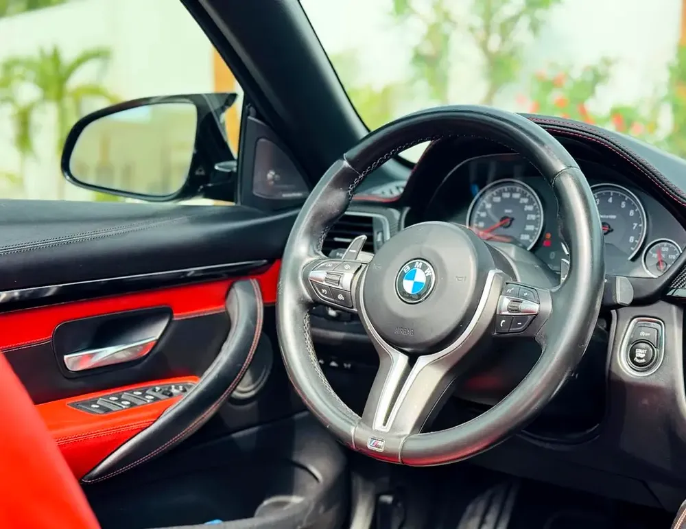 2018 BMW M4 CONVERTIBLE GCC SPECS IN EXCELLENT CONDITION - Image 16